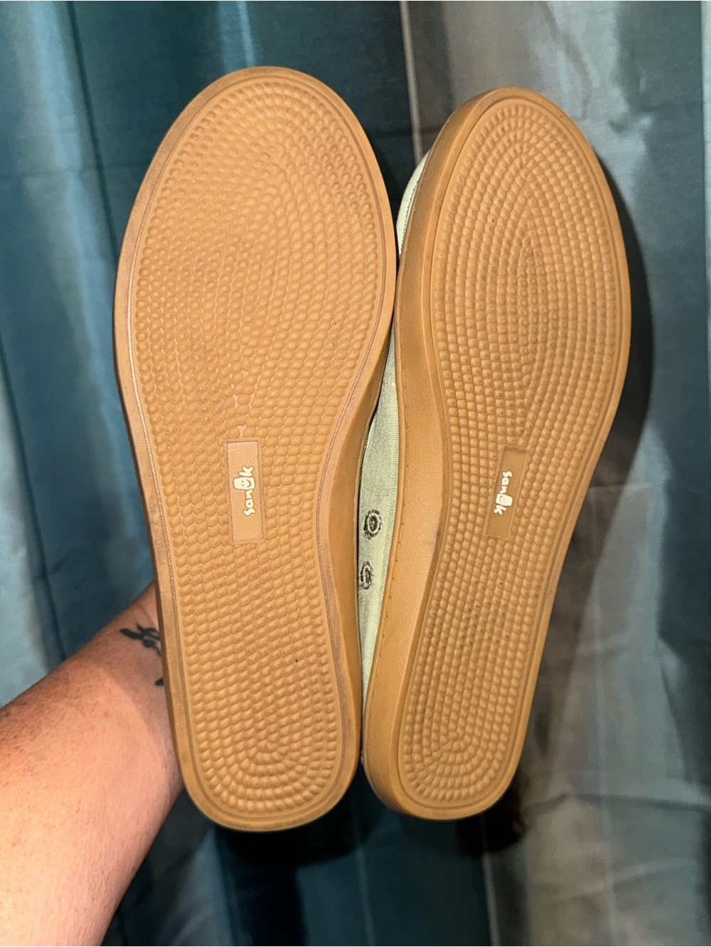 Sanuk Olive Green Canvas High-Top Sneakers with Gum Sole - Picture 3 of 4